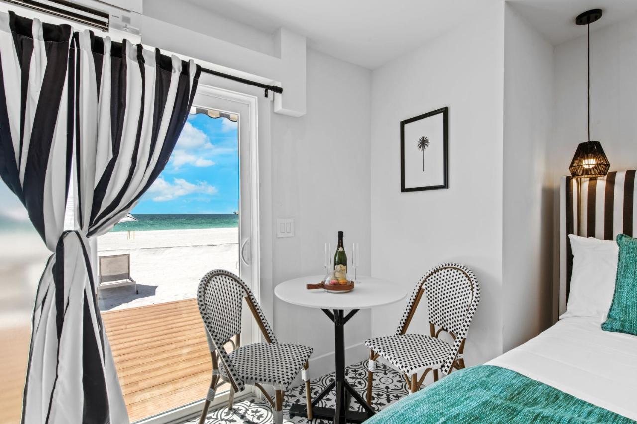 Seaside At Anna Maria Island Inn เบรเดนทันบีช ภายนอก รูปภาพ